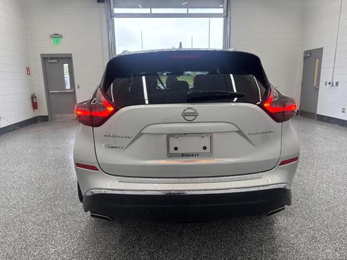 2024 Nissan Murano Platinum