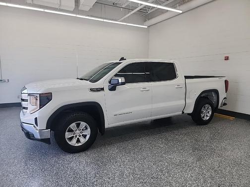 2024 GMC Sierra 1500 SLE