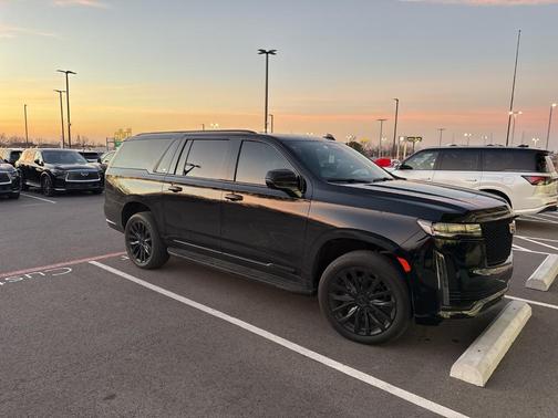 2023 Cadillac Escalade ESV Premium Luxury