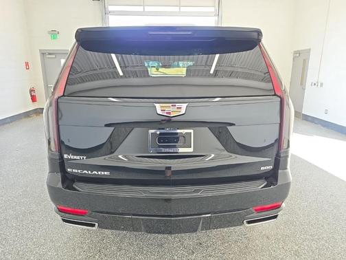2023 Cadillac Escalade ESV Premium Luxury