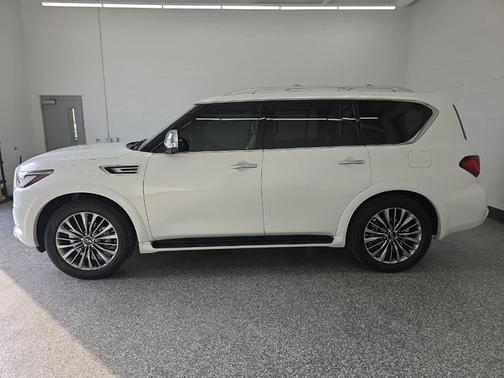 2021 INFINITI QX80 SENSORY