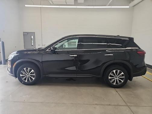 2025 INFINITI QX60 Pure