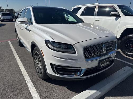 2019 Lincoln Nautilus Reserve