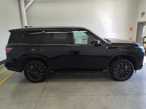 2025 INFINITI QX80 AUTOGRAPH