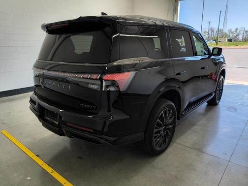 2025 INFINITI QX80 AUTOGRAPH