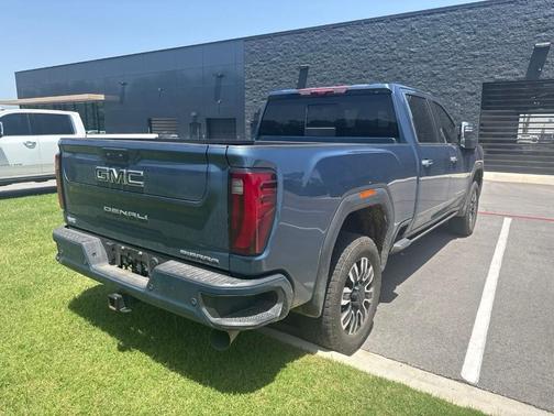 Metallic 2025 GMC Sierra 2500 Denali Ultimate