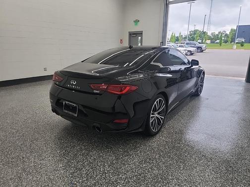 2019 INFINITI Q60 3.0t LUXE