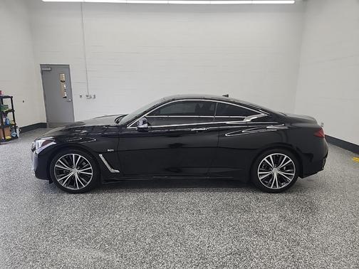 2019 INFINITI Q60 3.0t LUXE