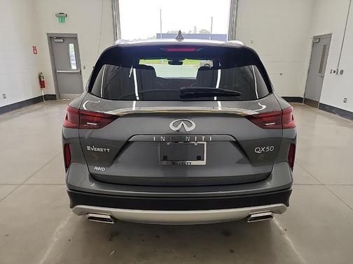 2025 INFINITI QX50 Luxe