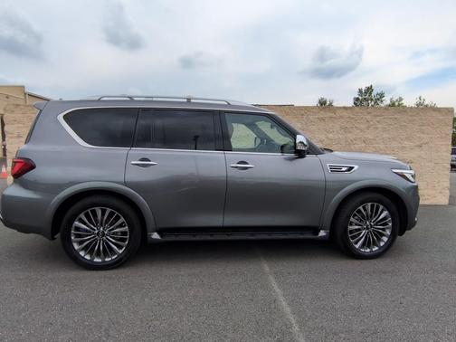 2021 INFINITI QX80 SENSORY