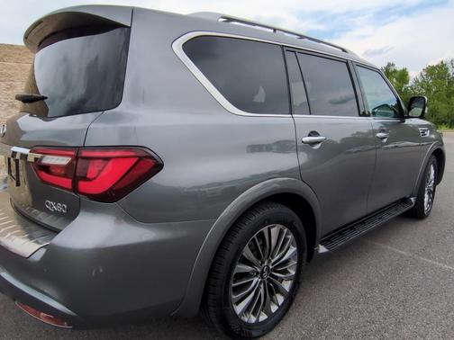 2021 INFINITI QX80 SENSORY