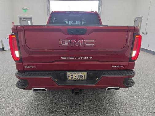 2025 GMC Sierra 1500 AT4