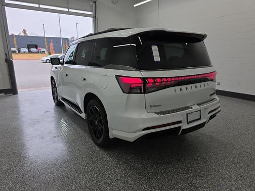 Radiant White 2026 INFINITI QX80 SPORT