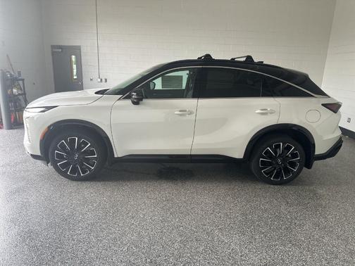 Radiant White 2027 INFINITI QX65 AUTOGRAPH