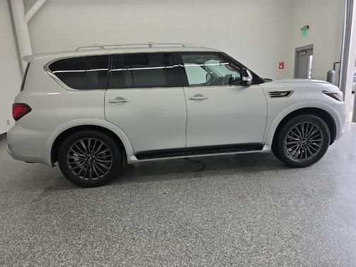 2022 INFINITI QX80 PREMIUM SELECT