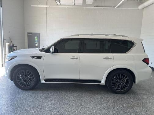 Moonstone White 2023 INFINITI QX80 SENSORY