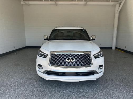 Moonstone White 2023 INFINITI QX80 SENSORY