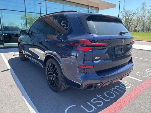 Tanzanite Blue II Metallic 2025 BMW X5 M60i
