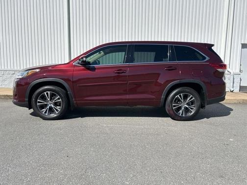 2017 Toyota Highlander LE Plus