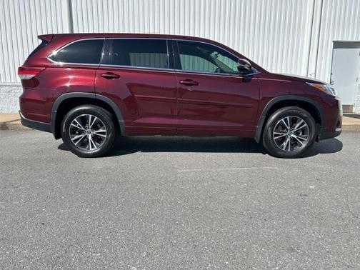 2017 Toyota Highlander LE Plus