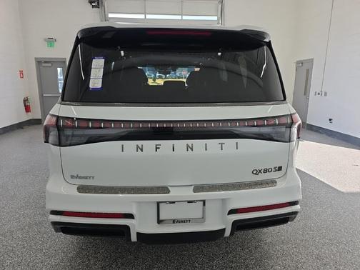 2026 INFINITI QX80 SPORT