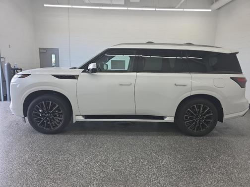 2026 INFINITI QX80 AUTOGRAPH