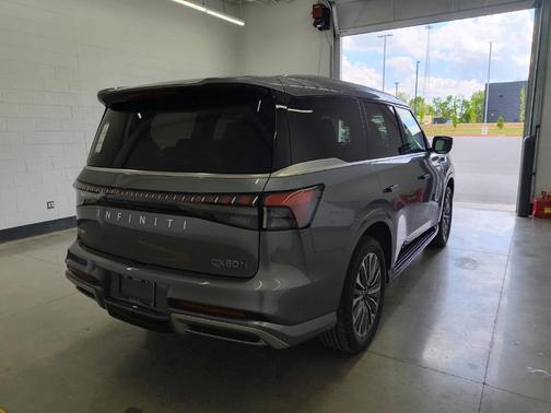 2025 INFINITI QX80 SENSORY