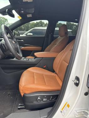 Crystal White Tri-Coat 2023 Cadillac XT4 Sport