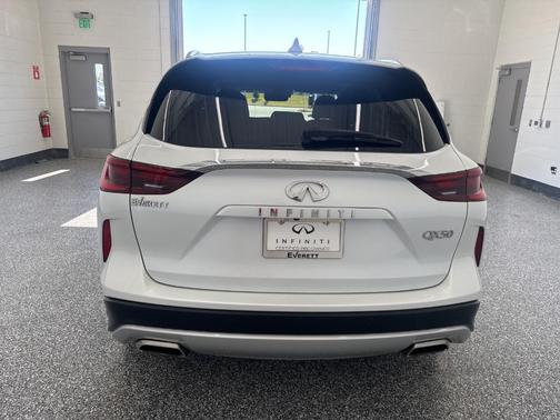 2023 INFINITI QX50 Luxe