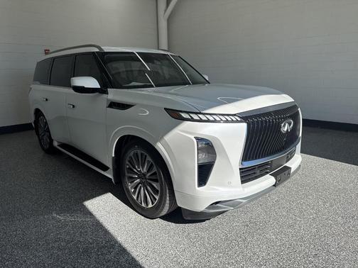 2026 INFINITI QX80 Luxe