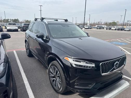 2020 Volvo XC90 T5 Momentum 7 Passenger