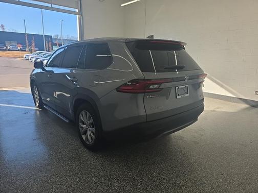 2025 Toyota Grand Highlander Hybrid XLE