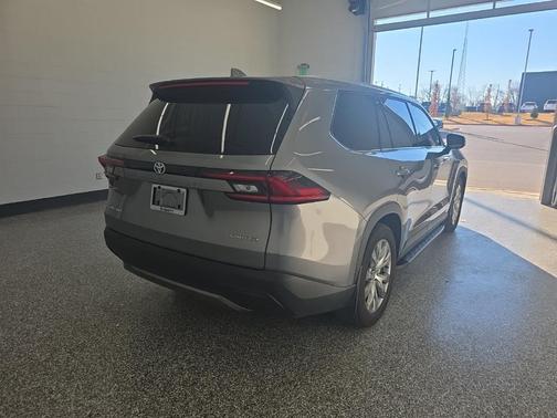 2025 Toyota Grand Highlander Hybrid XLE