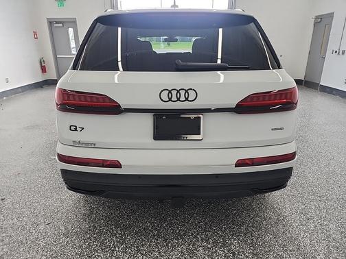 2024 Audi Q7 55 Prestige