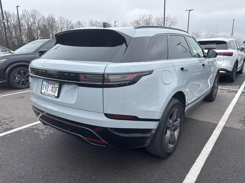 2025 Land Rover Range Rover Velar P250 Dynamic SE
