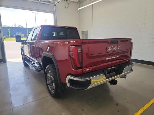 2025 GMC Sierra 2500 SLT