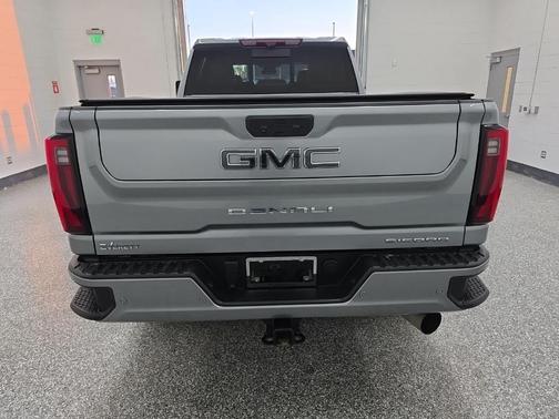 2024 GMC Sierra 2500 Denali Ultimate