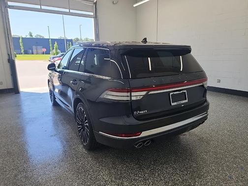2022 Lincoln Aviator Black Label AWD
