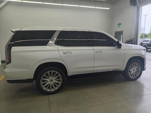 2021 Cadillac Escalade Premium Luxury