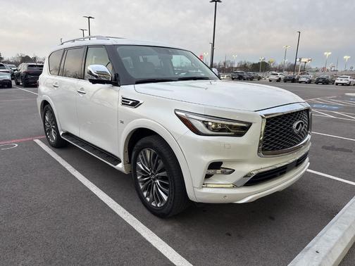 2019 INFINITI QX80 Luxe