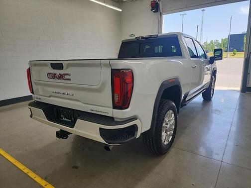2022 GMC Sierra 2500 Denali