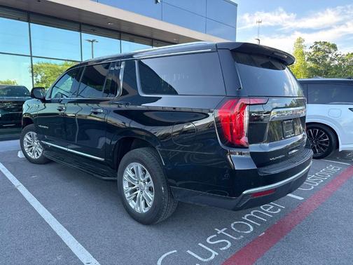 Onyx Black 2024 GMC Yukon XL SLT