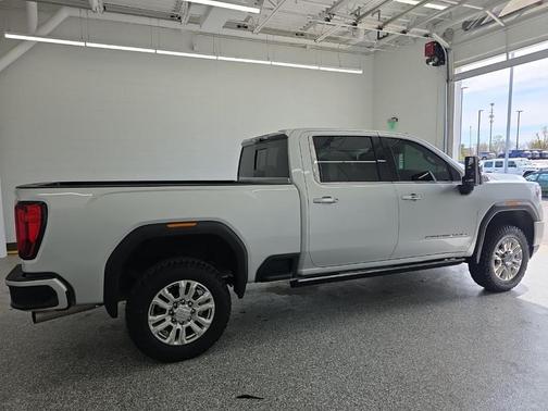 Quicksilver Metallic 2022 GMC Sierra 2500 Denali