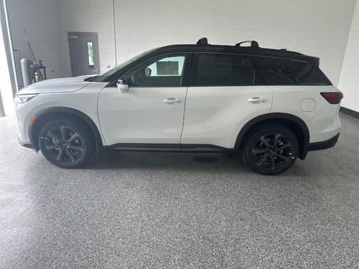 2t Rad Wht 2027 INFINITI QX60 AUTOGRAPH