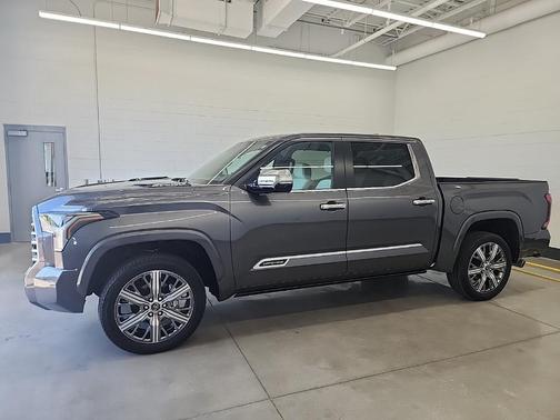 2024 Toyota Tundra Hybrid Capstone