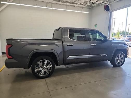 2024 Toyota Tundra Hybrid Capstone
