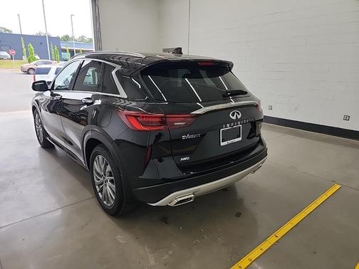 2025 INFINITI QX50 Luxe