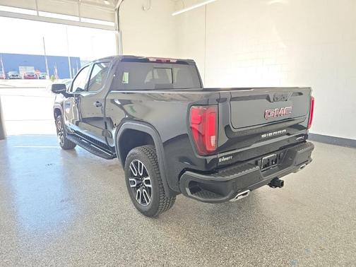 Onyx Black 2025 GMC Sierra 1500 AT4
