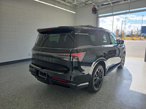 2026 INFINITI QX80 SPORT