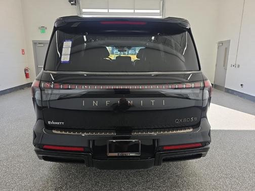 2026 INFINITI QX80 SPORT